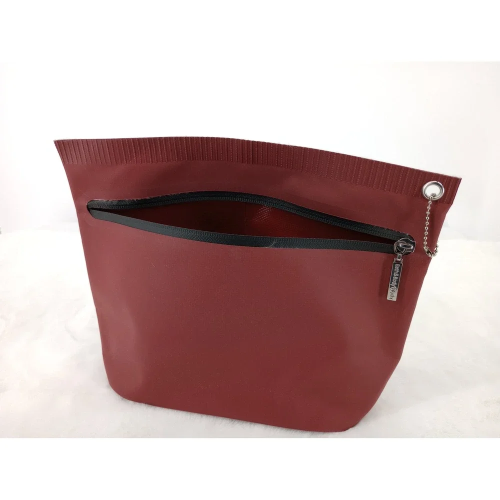 Bath & Body Works Travel Dopp Kit - Toiletries Bag - Makeup Bag - Burgundy - New